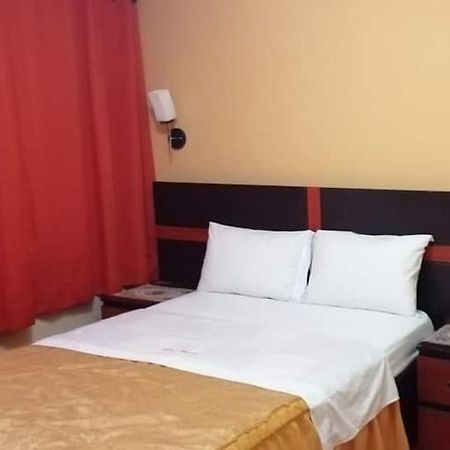 Hotel Mayros Satipo Εξωτερικό φωτογραφία