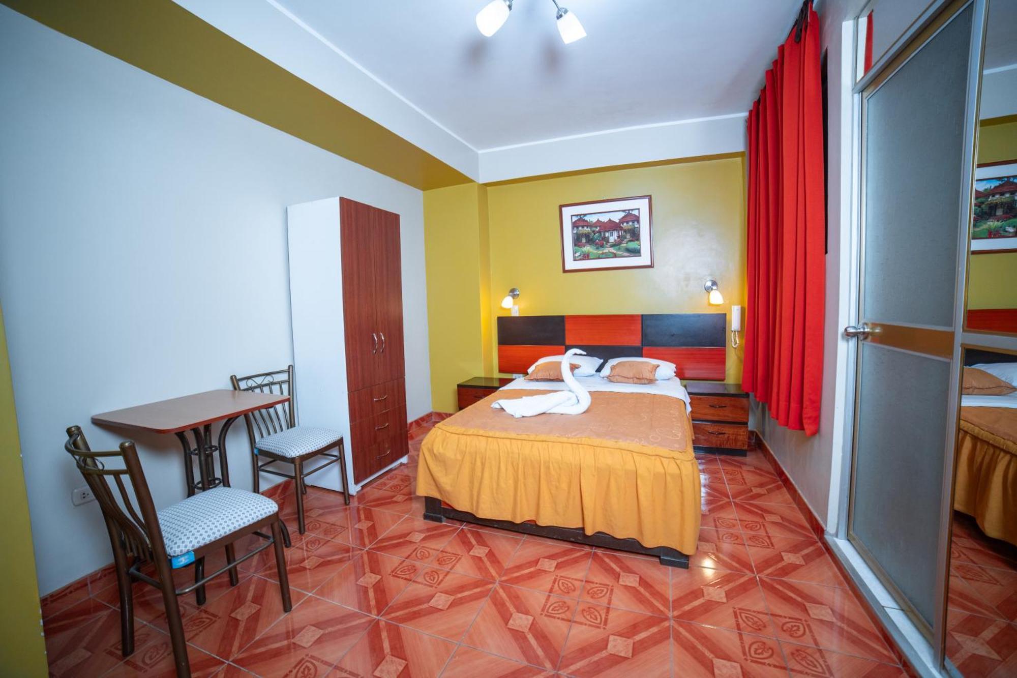 Hotel Mayros Satipo Εξωτερικό φωτογραφία