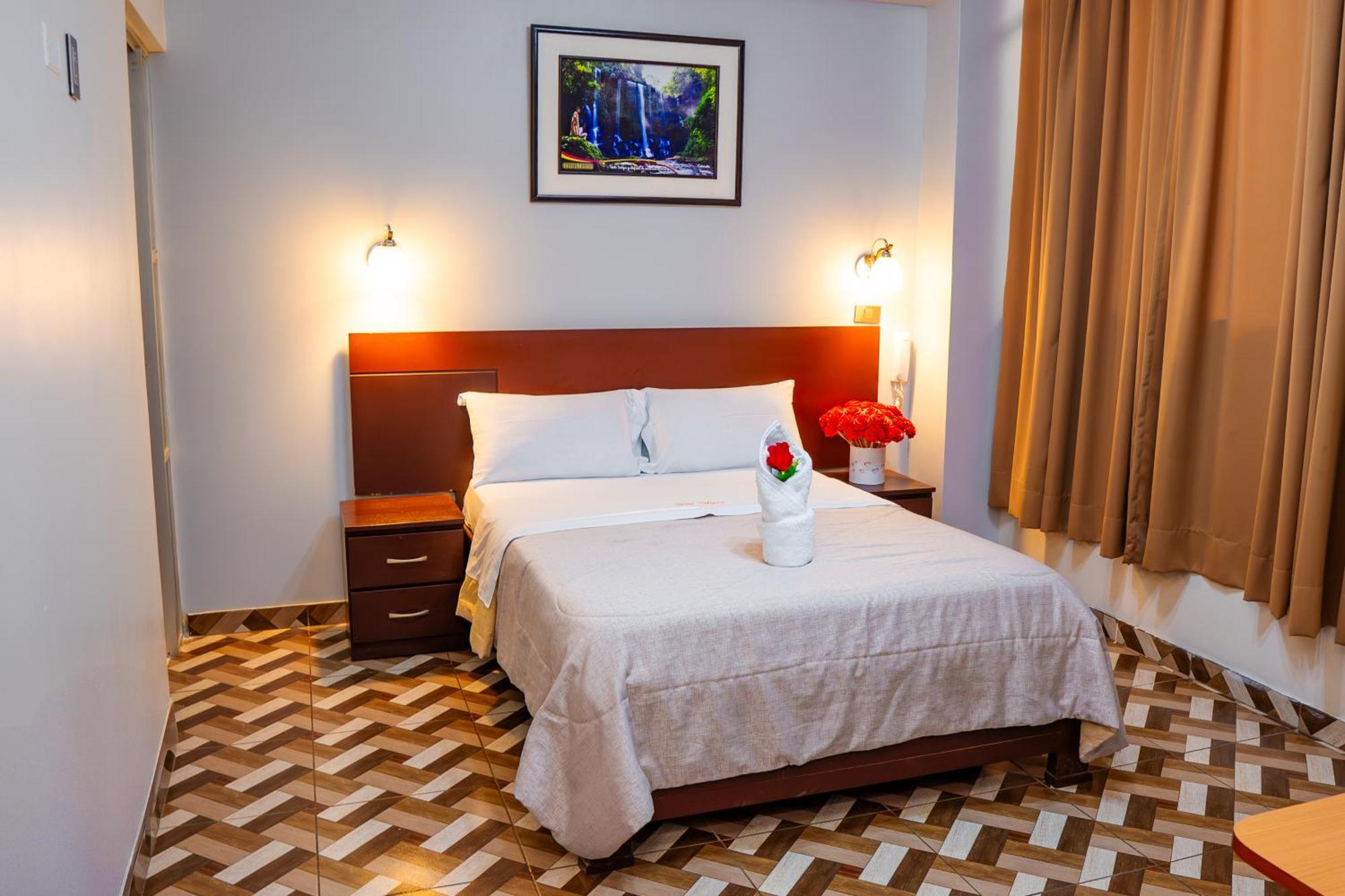 Hotel Mayros Satipo Εξωτερικό φωτογραφία